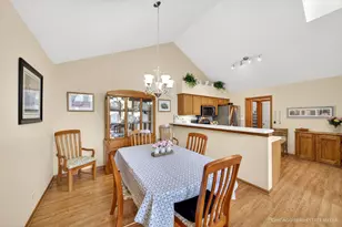 171 Canterbury Ct, Bloomingdale, IL 60108 - Photo 7