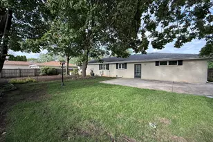 613 Fairlane Dr, Joliet, IL 60435 - Photo 3