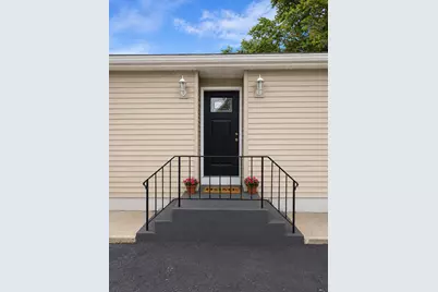 302 E Fine Street, Ashkum, IL 60911 - Photo 5