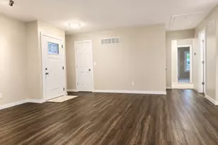 302 E Fine St, Ashkum, IL 60911 - Photo 7