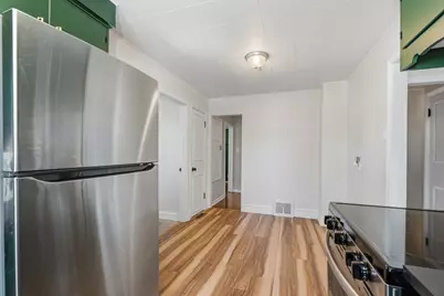626 E Division Street, Lockport, IL 60441 - Photo 13