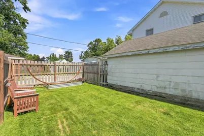 626 E Division Street, Lockport, IL 60441 - Photo 33