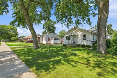 626 E Division Street, Lockport, IL 60441 - Photo 49