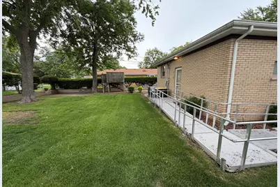 18724 Sherman Street, Lansing, IL 60438 - Photo 31