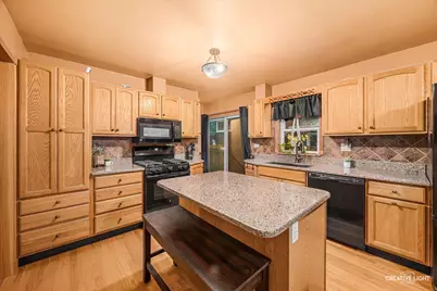 356 E Prairie Avenue, Lombard, IL 60148 - Photo 7