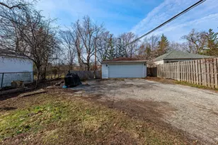 410 Repton Rd, Riverside, IL 60546 - Photo 25