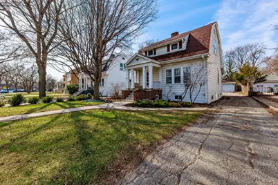 410 Repton Road, Riverside, IL 60546 - Photo 1