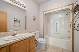 40W923 Mulhern Rd, Elburn, IL 60119 - Photo 9