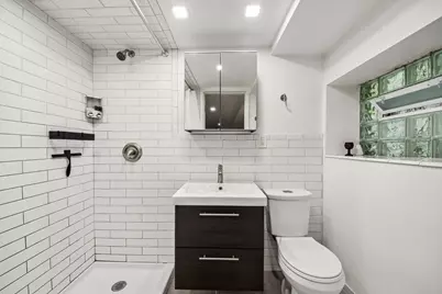 5643 N Campbell Avenue, Chicago, IL 60659 - Photo 35