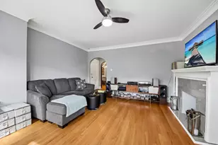 5643 N Campbell Ave, Chicago, IL 60659 - Photo 23