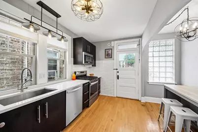 5643 N Campbell Avenue, Chicago, IL 60659 - Photo 13