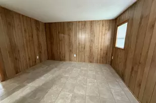 1165 Roselawn Dr, Paxton, IL 60957 - Photo 13