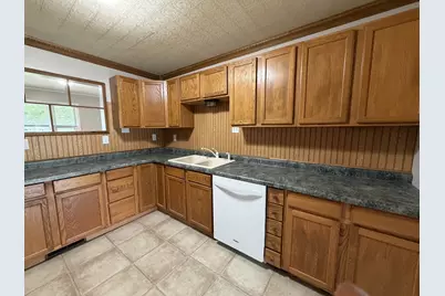 1165 Roselawn Drive, Paxton, IL 60957 - Photo 5