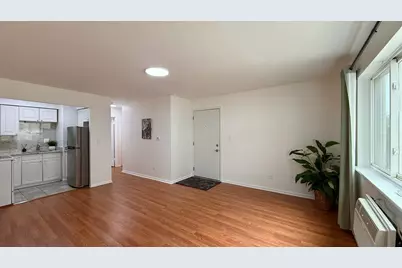 327 Wisconsin Avenue #6A, Oak Park, IL 60302 - Photo 3