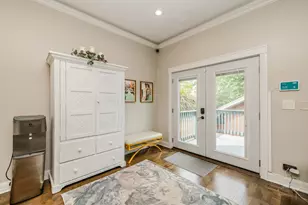 3238 N Pioneer Ave, Chicago, IL 60634 - Photo 17