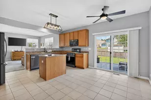 704 Camden Dr, Minooka, IL 60447 - Photo 15