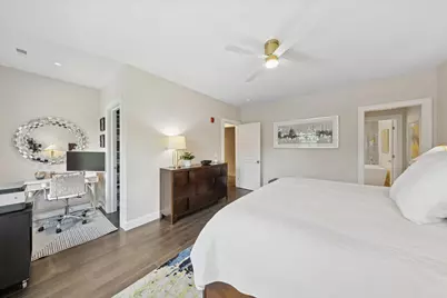 227 Burlington Avenue #2, Clarendon Hills, IL 60514 - Photo 17