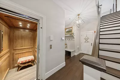 227 Burlington Avenue #2, Clarendon Hills, IL 60514 - Photo 3