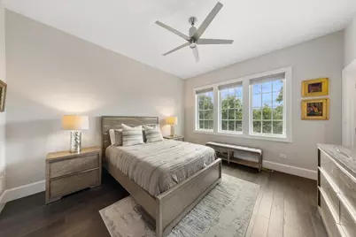 227 Burlington Avenue #2, Clarendon Hills, IL 60514 - Photo 13