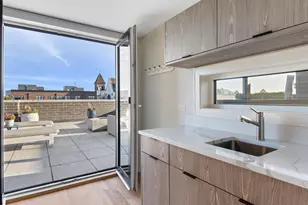 1356 W Walton St, Chicago, IL 60642 - Photo 29