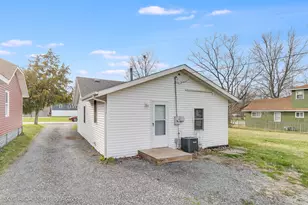 608 Fox St, Joliet, IL 60432 - Photo 11