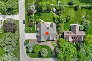 261 S Kenilworth Ave, Glen Ellyn, IL 60137 - Photo 53