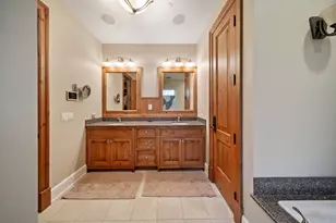 261 S Kenilworth Ave, Glen Ellyn, IL 60137 - Photo 21