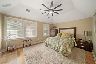 261 S Kenilworth Ave, Glen Ellyn, IL 60137 - Photo 27