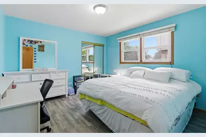 9324 S Thomas Avenue, Bridgeview, IL 60455 - Photo 17