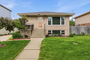9324 S Thomas Ave, Bridgeview, IL 60455 - Photo 1