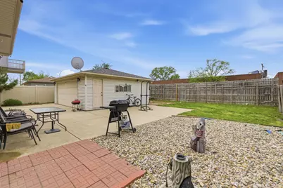9324 S Thomas Avenue, Bridgeview, IL 60455 - Photo 31