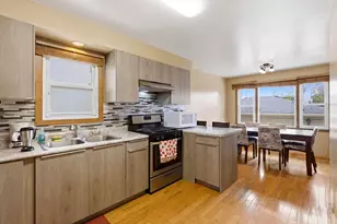 9324 S Thomas Ave, Bridgeview, IL 60455 - Photo 9