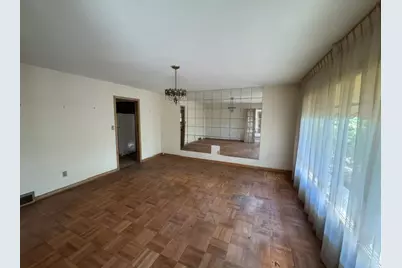 607 N Fleming Road, Woodstock, IL 60098 - Photo 5