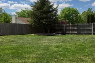 403 Forest View Dr, Genoa, IL 60135 - Photo 27
