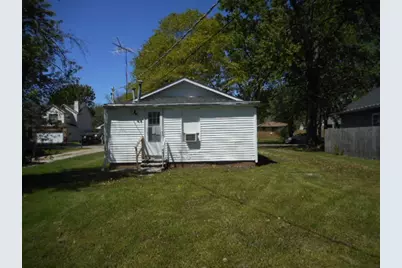 121 Lakewood Avenue, Crystal Lake, IL 60014 - Photo 3