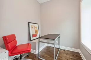 1002 N Avers Ave, Chicago, IL 60651 - Photo 7