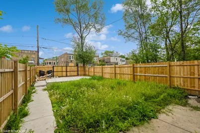1002 N Avers Avenue, Chicago, IL 60651 - Photo 17