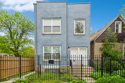 1002 N Avers Avenue, Chicago, IL 60651 - Photo 1