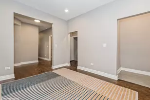 1002 N Avers Ave, Chicago, IL 60651 - Photo 3