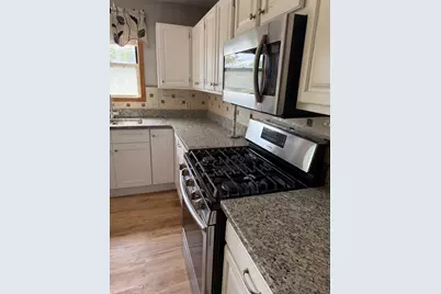 223 Williamsburg Court, Montgomery, IL 60538 - Photo 25