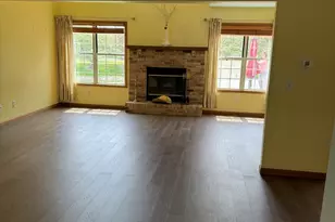 223 Williamsburg Ct, Montgomery, IL 60538 - Photo 19
