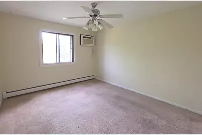 12 Parkside Court #10, Vernon Hills, IL 60061 - Photo 11