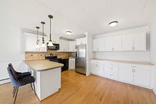 16 E Old Willow Rd, Prospect Heights, IL 60070 - Photo 5