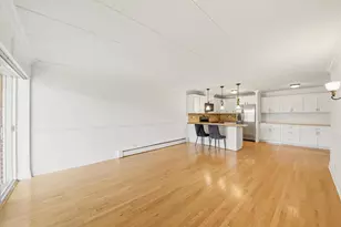 16 E Old Willow Rd, Prospect Heights, IL 60070 - Photo 3