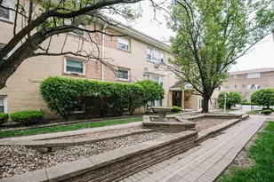 6634 W 95th St, Oak Lawn, IL 60453 - Photo 3