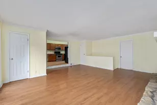 545 Claremont Ave, West Chicago, IL 60185 - Photo 7