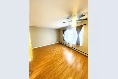 8152 Elmwood Avenue #G4, Skokie, IL 60077 - Photo 11