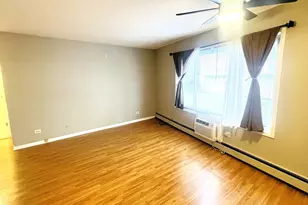 8152 Elmwood Ave, Skokie, IL 60077 - Photo 11