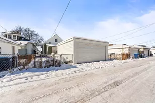 635 S 18th Ave, Maywood, IL 60153 - Photo 27