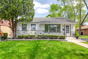 1009 Westmoreland Ave, Waukegan, IL 60085 - Photo 3
